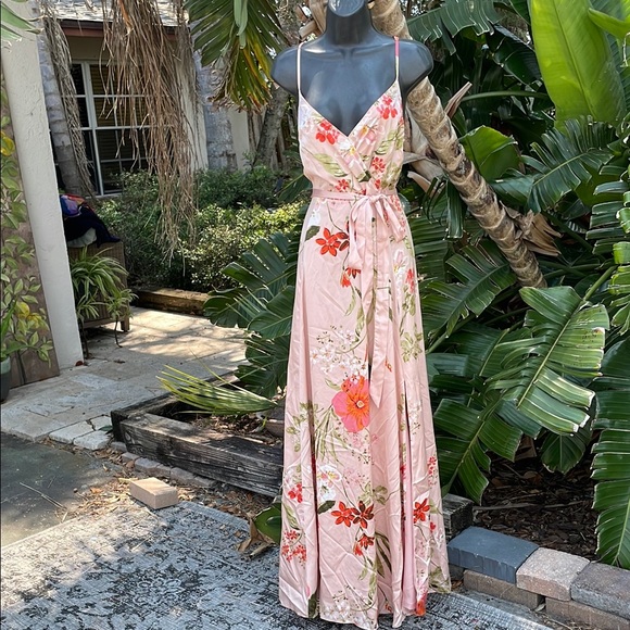 Lulus Dresses & Skirts - Lulu’s floral wrap maxi with cross with strap back
